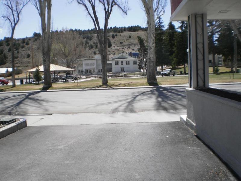 Magnuson Hotel Park Vue Ely Exterior photo